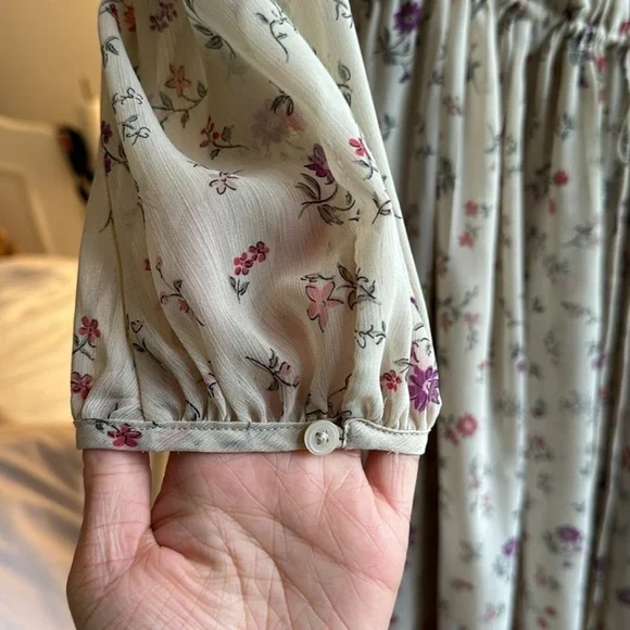 Uniqlo Joy of Print Floral Maxi Dress - Picture 6 of 11